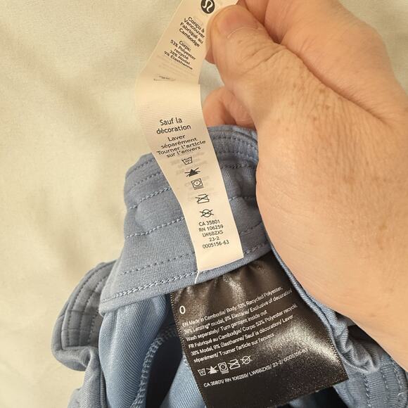 Lululemon Womens Softstreme High Rise Straight Leg Cropped Pant Size 0 Blue Gym - Picture 9 of 10